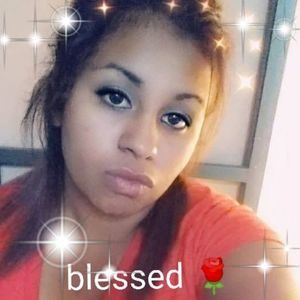 Meet your Posher, Raquel